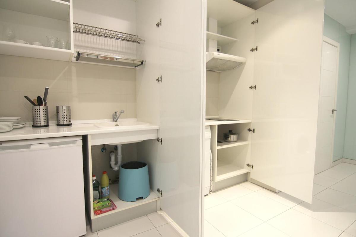 Appartement Ap Edificio Gran Via -Quinto Piso Sin Ascensor- à Madrid Extérieur photo